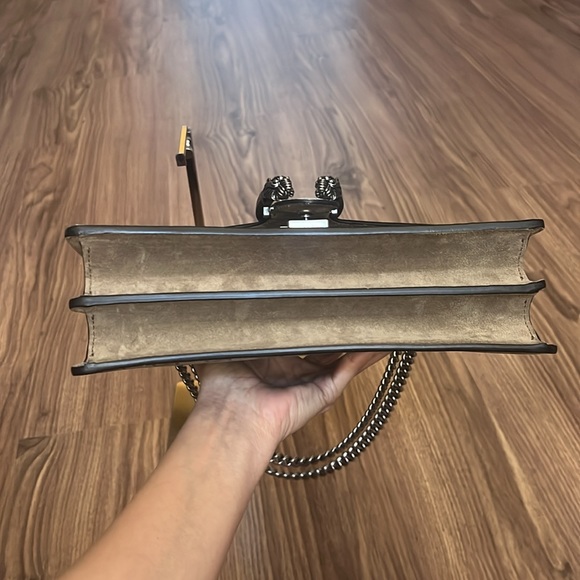 A100- 💯 % authentic Gucci small Dionysus shoulder bag - Picture 10 of 16